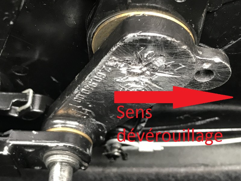 balancier pour déverouillage a partir du coffre.jpeg